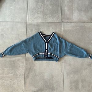 This is a blue cardigan from YesStyle, size one fits all